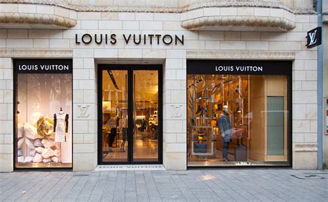 louis vuitton filialen|Louis Vuitton deutschland online shop.